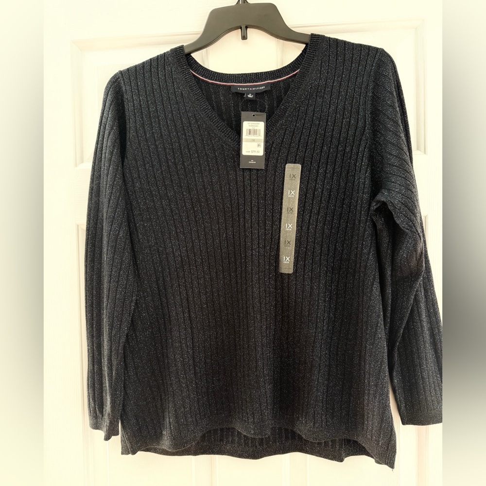 🆕 Tommy Hilfiger Navy Blue V-Neck Sweater